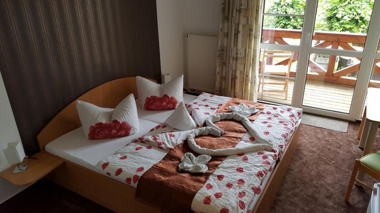 Pension Ruedigsdorfer Schweiz ノルトハウゼン エクステリア 写真
